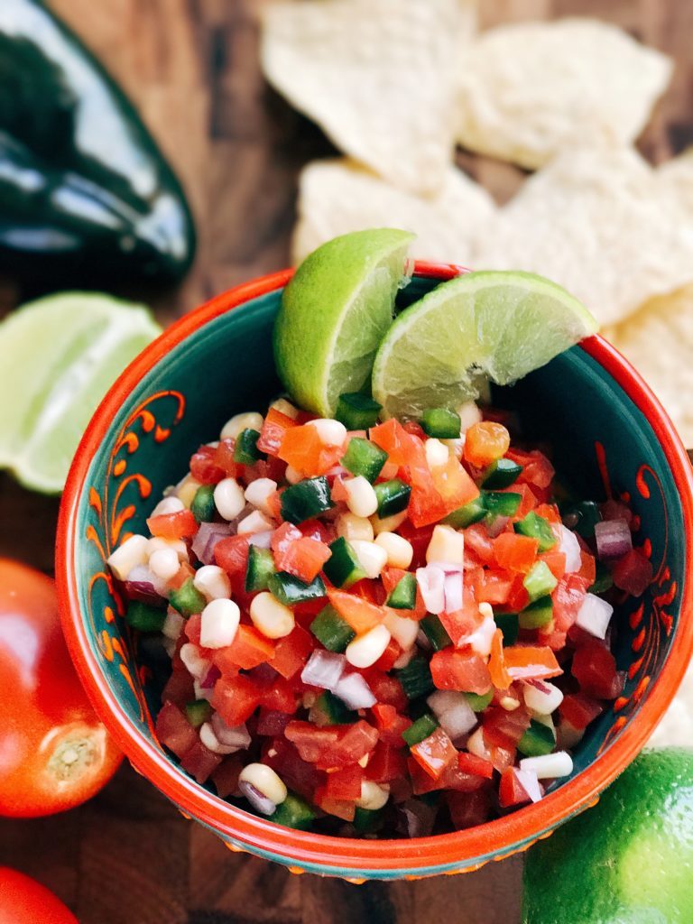 Fresh pico de gallo is an easy to make appetizer or dip! Perfect for Mexican night, this fresh salsa is full of bright flavors. Make in advance for an easy salsa or topping. Vegan, vegetarian, gluten free. Fresh Pico de Gallo | Three Olives Branch | www.threeolivesbranch.com