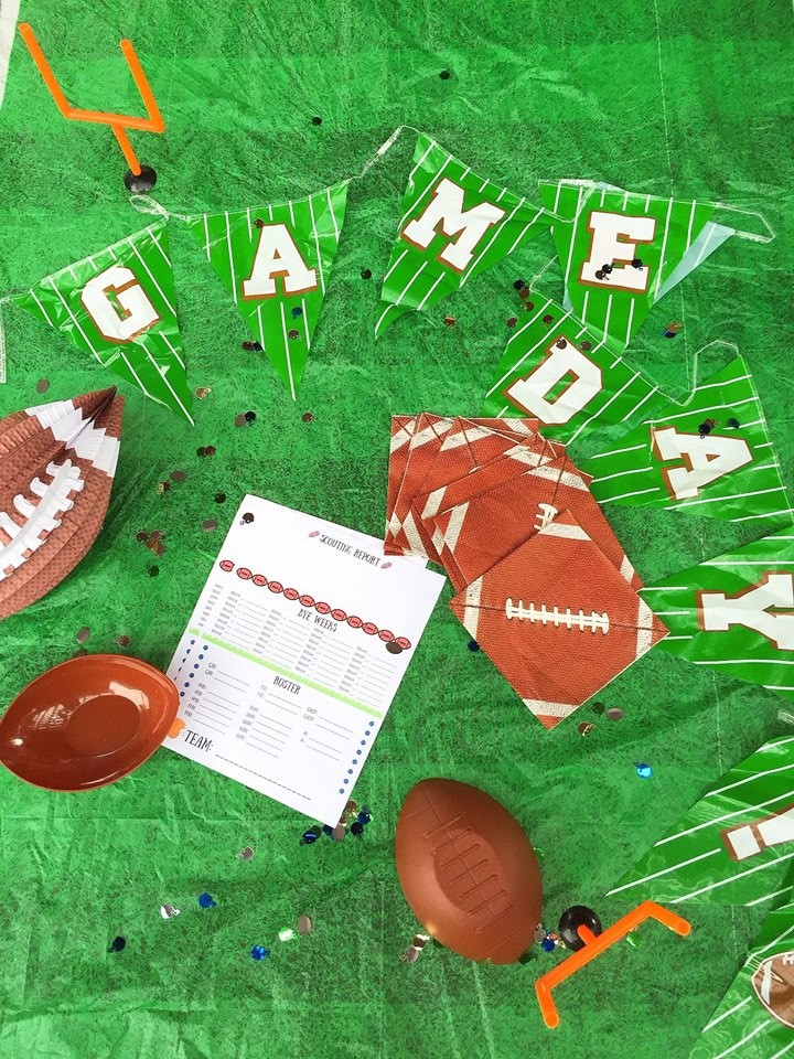 Host a Fantasy Football Draft Party for your league to kick off the American Football season! FREE PRINTABLES included in this tutorial that gets you set up for a competitive season. PLUS Game Day recipes to please the crowd!