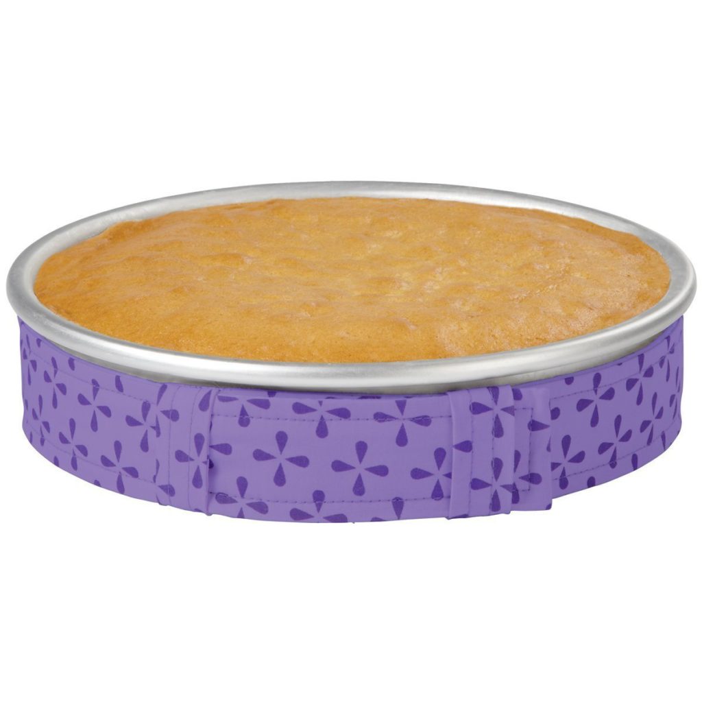 Cake Pan Bands - Looking for some gift ideas for the cook in your life this holiday season? These 17 Stocking Stuffers for the Cook in Your Life are a perfect list to find something special for your loved one. Great present ideas for Kwanza, Christmas, Hanukkah, and more | Three Olives Branch | www.threeolivesbranch.com