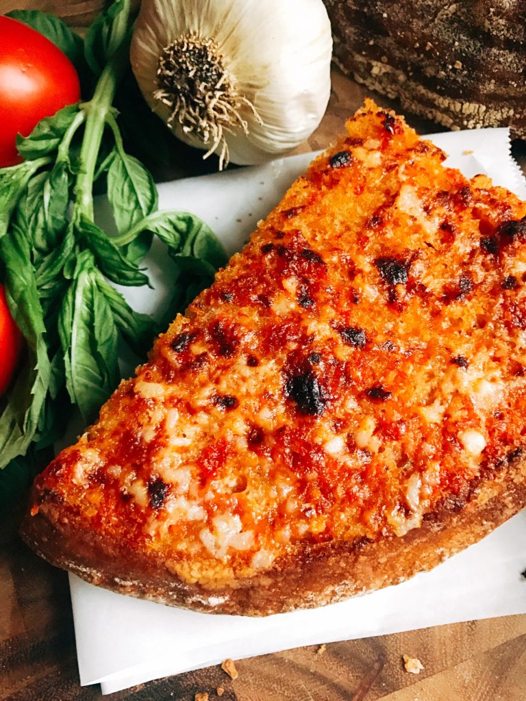 pan con tomate garlic bread