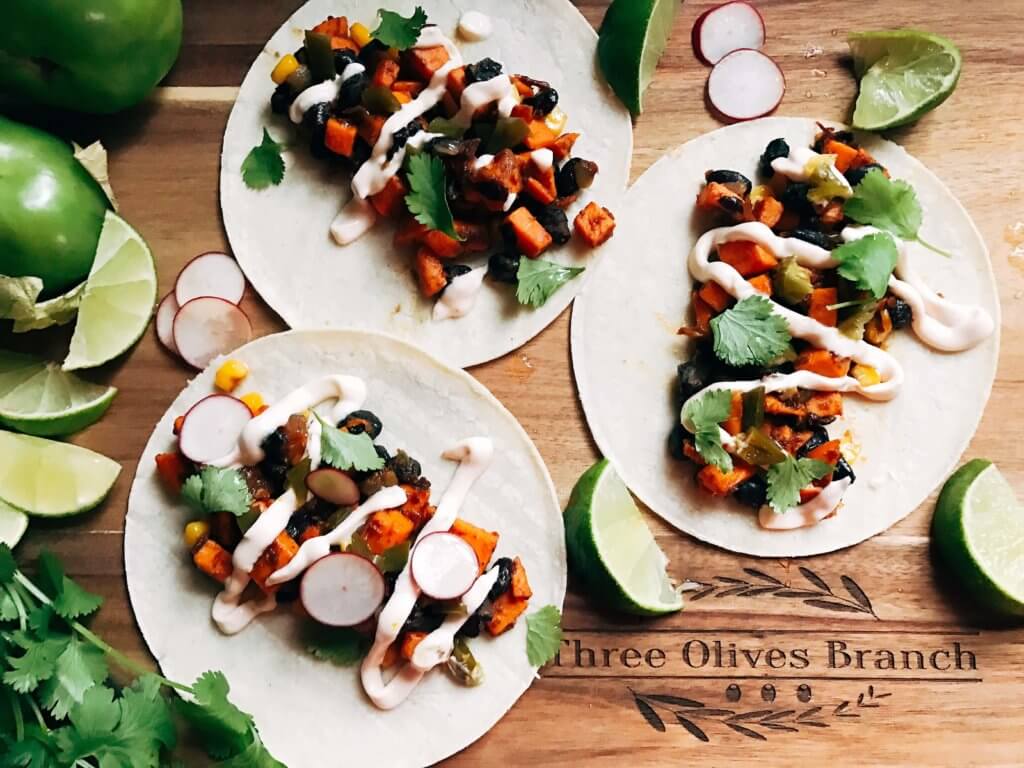 Less than 30 minutes for vegetarian and vegan tacos! Perfect for busy nights. Fast, simple, healthy, and fresh. Great for Lent, Taco Tuesday, Meatless Monday, and more. Southwest Chipotle Sweet Potato Tacos | Three Olives Branch | www.threeolivesbranch.com