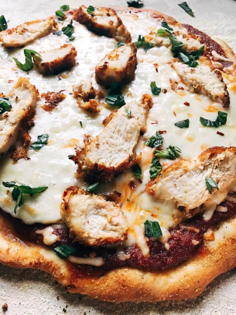 chicken parmesan pizza