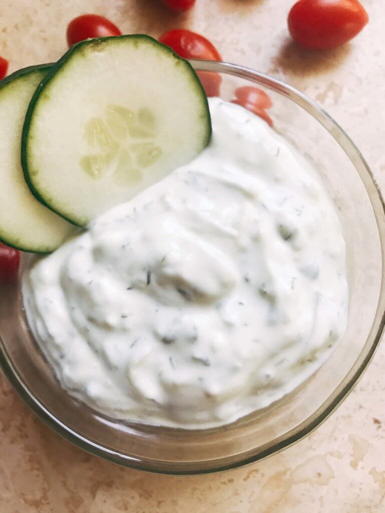 greek tzatziki yogurt sauce