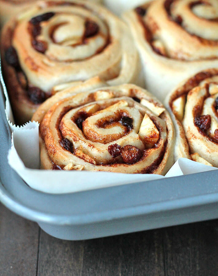 20 Unique Cinnamon Rolls recipes and sweet rolls to inspire your breakfast or brunch. Great for holiday cooking and events. Comfort food baking. Three Olives Branch #comfortfood #cinnamonrolls 