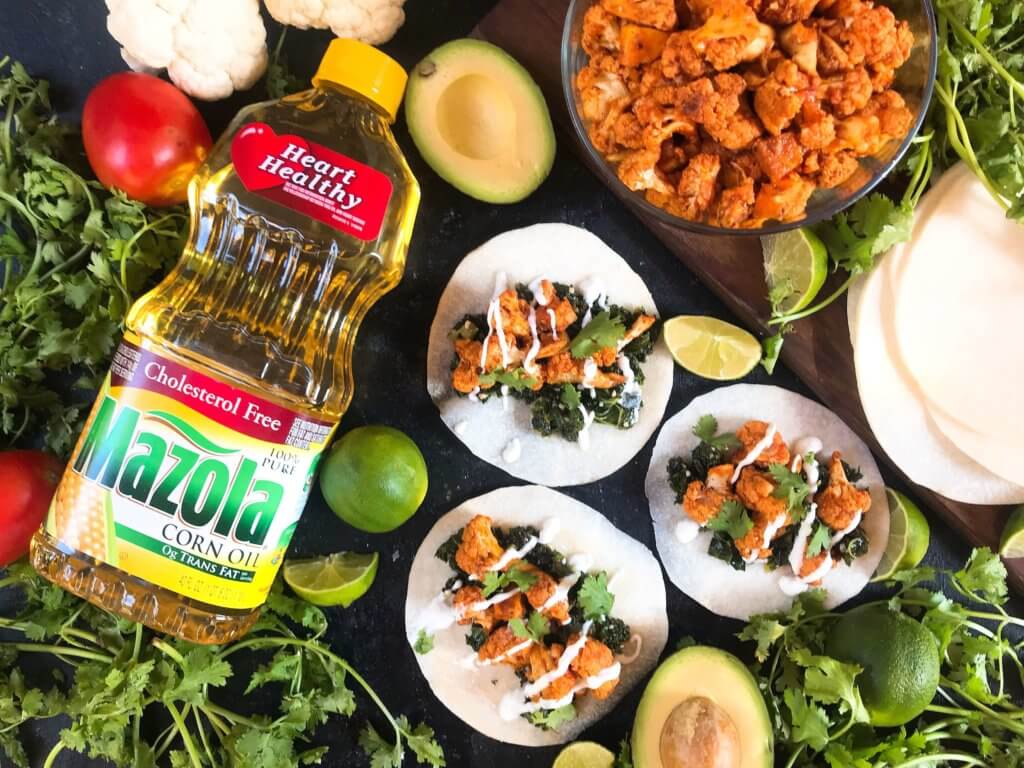 Simple and easy roasted cauliflower taco recipe seasoned with smoked paprika, lime, and Mazola corn oil. Vegetarian, vegan, low carb keto, and gluten free (gf). Fresh and simple Mexican recipe. Smoked Paprika and Lime Cauliflower Tacos #tacotuesday #mexicanrecipes #MakeItMazola #simpleswap #ad