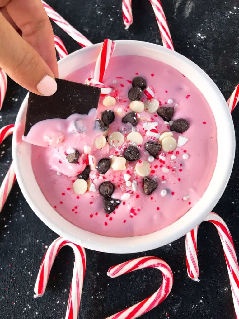 This fast and easy holiday dessert recipe only takes 5 minutes. Peppermint Bark Cream Cheese Dip is a great Christmas dessert made of cream cheese, crushed candy canes, milk and white chocolate, and peppermint. Vegetarian and gluten free. #christmasdessert #christmasrecipe #peppermint