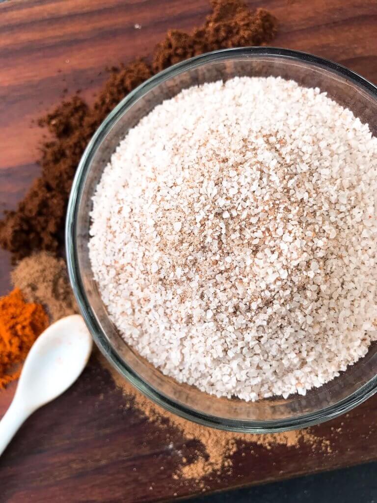 Spicy Cocoa Espresso Flavored Salt is a fast and easy seasoning, great for summer grilling and BBQ. Make a batch as a gift for Father's Day. Great on steak, beef, pork, and vegetables. Vegan, vegetarian, gluten free, dairy free. #flavoredsalt #grillingrecipes #seasoning