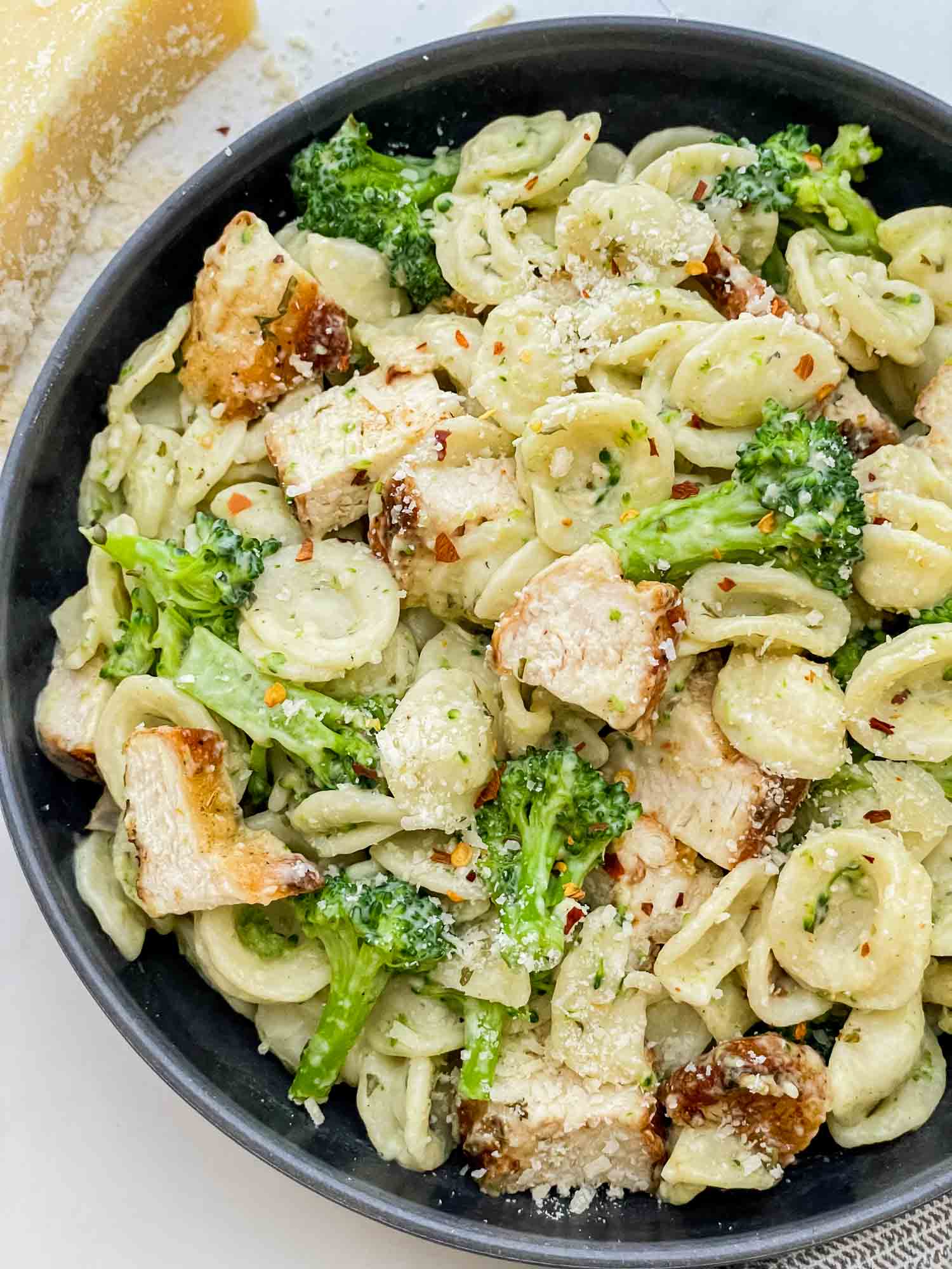 Garlic Herb Chicken con Broccoli